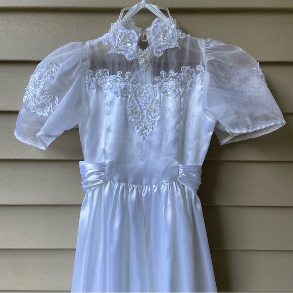 Vintage Sz-6 Long Flower Girl Wedding Dress, Elegant White Satin w/Bustle & Bow - Picture 4 of 16